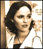 Доктор Мэгги Дойл (Джорджа Фокс) - ординатор третьего года по неотложной медицине.